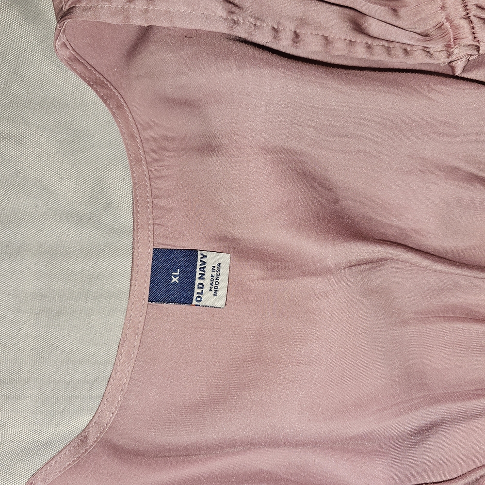 Old Navy Light Pink Blouse - Picture 4 of 5